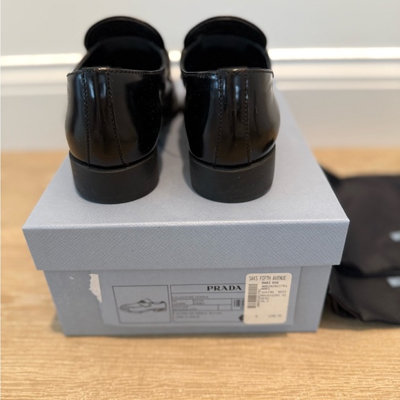 💎Authentic💎 Prada woman’s slip on Black Loafers Like New - Picture 4 of 13
